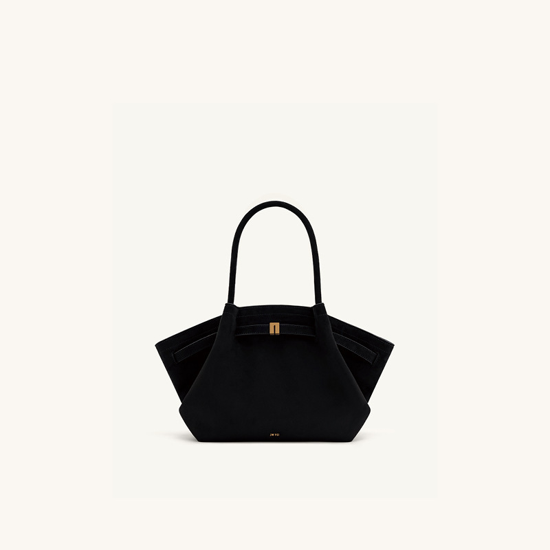 Women's Dumpling Bag Large Cap - Luxury Bags Dior avaliação e preço