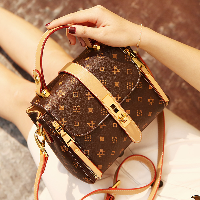 Luxury Fashion Icon Designer D - Luxury Bags Must Have avaliação e preço