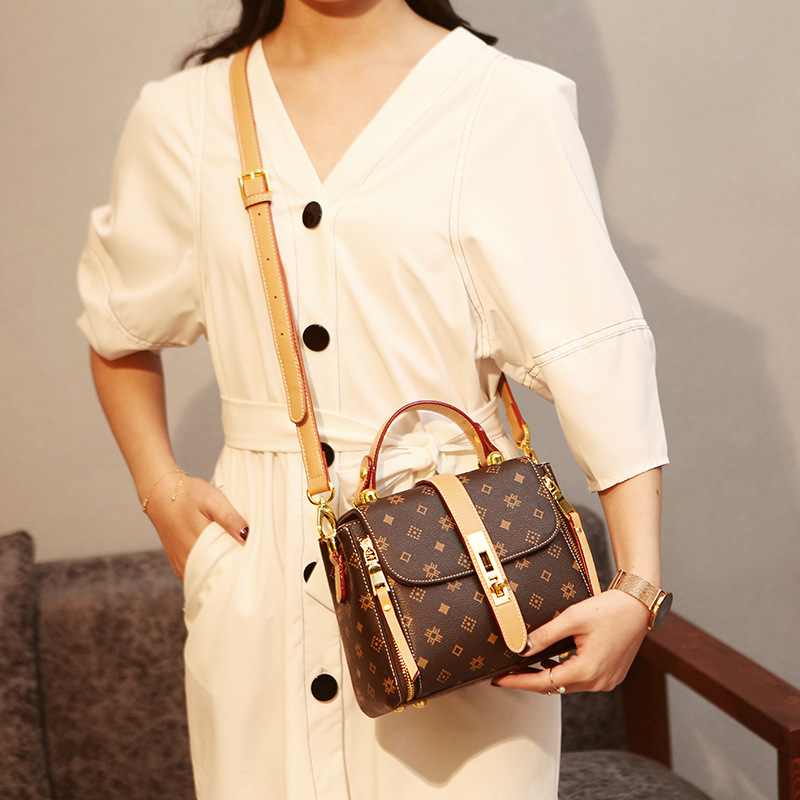 Luxury Fashion Icon Designer D - Luxury Bags Must Have avaliação e preço