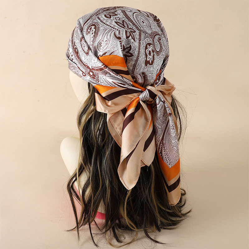 Luxury Women Silk Square Scarf - Discount Luxury Bags avaliação e preço