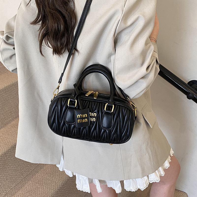 Ruched Pillow Bag, 2026 Textur - Luxury Bags Dior avaliação e preço