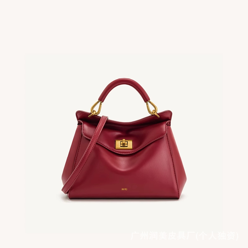 JW PEI Lock Bag, Lock Design,  - Luxury Bags Dior avaliação e preço