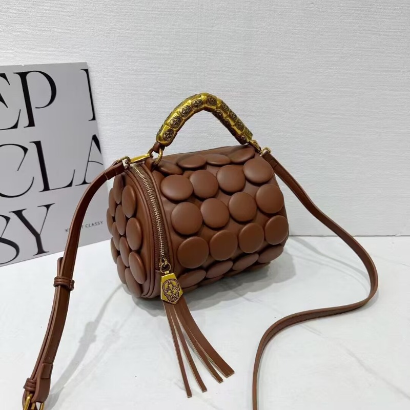 Retro Button Leather Handbags  - Luxury Bags Youtube avaliação e preço
